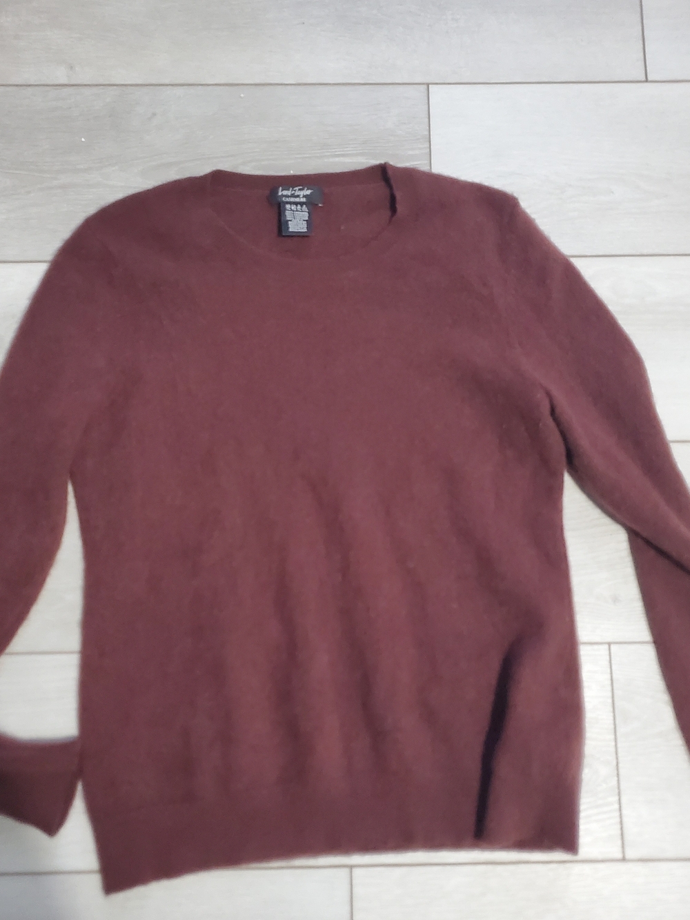 Lord & Taylor Women's Burgundy 100% Cashmere Crewneck Sweater Size XL Capaule